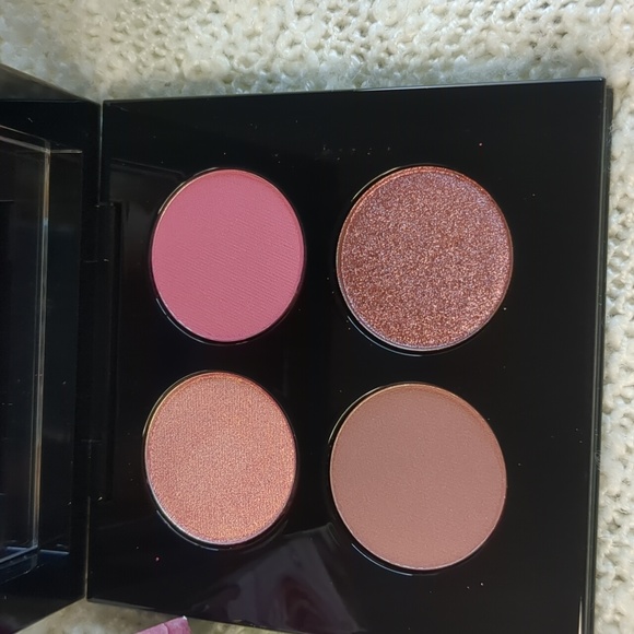 PAT MCGRATH LABS Divine Rose Luxe Quad: Eternal Eden, 5.6g/0.19oz - Picture 4 of 11